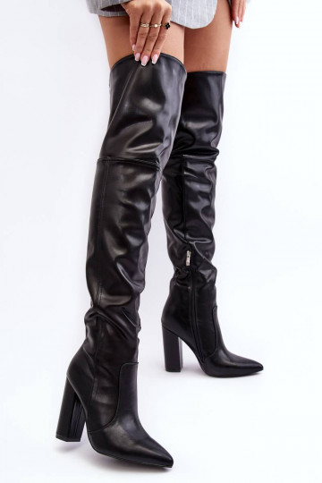 Cuissardes à talons hauts...