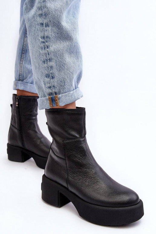 Bottines à talon bas de couleur noire Lemar Volavola