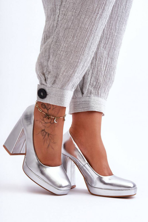 Chaussures à talon large de couleur argent Rosalia