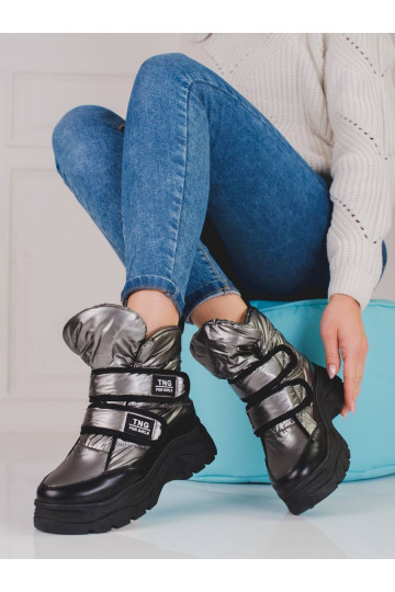 bottes de neige chaudes...