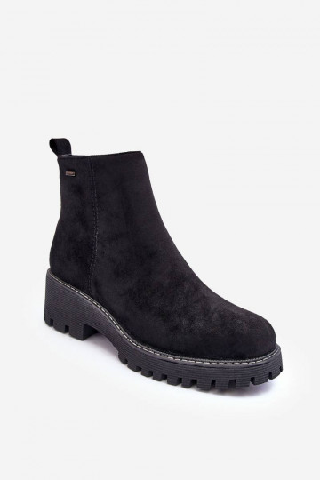 Les bottes en daim à talons... 2