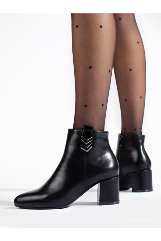 Chaussures élégantes à talons de couleur noire
