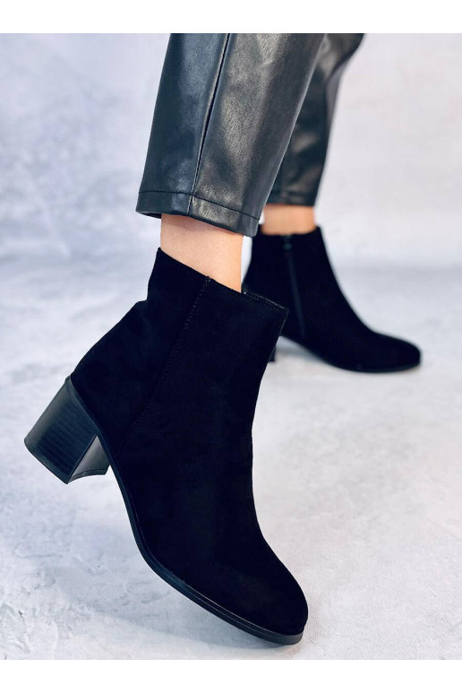 Chaussures à talons pour femmes de couleur noire ANNIE BLACK