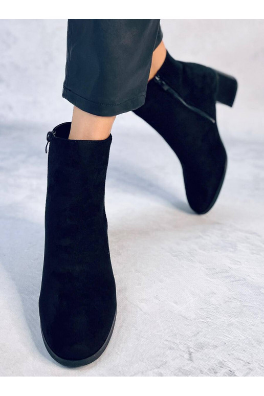 Chaussures à talons pour femmes de couleur noire ANNIE BLACK