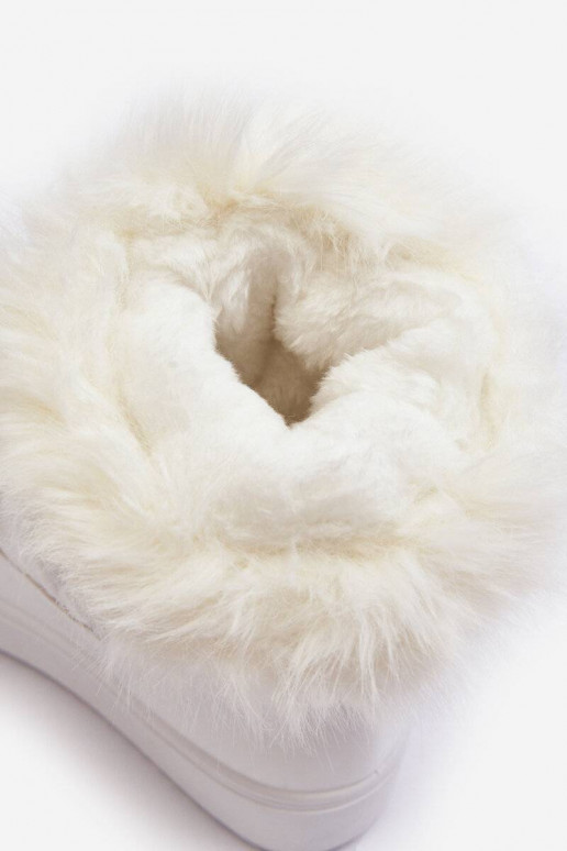 Bottes de neige à lacets de couleur... Bottes de neige à lacets de couleur...