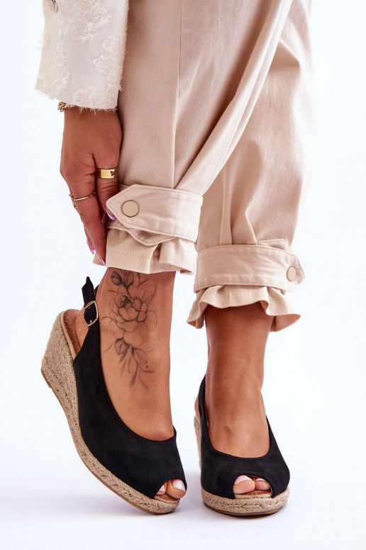 Sandales à plateforme en daim couleur... Sandales à plateforme en daim couleur...