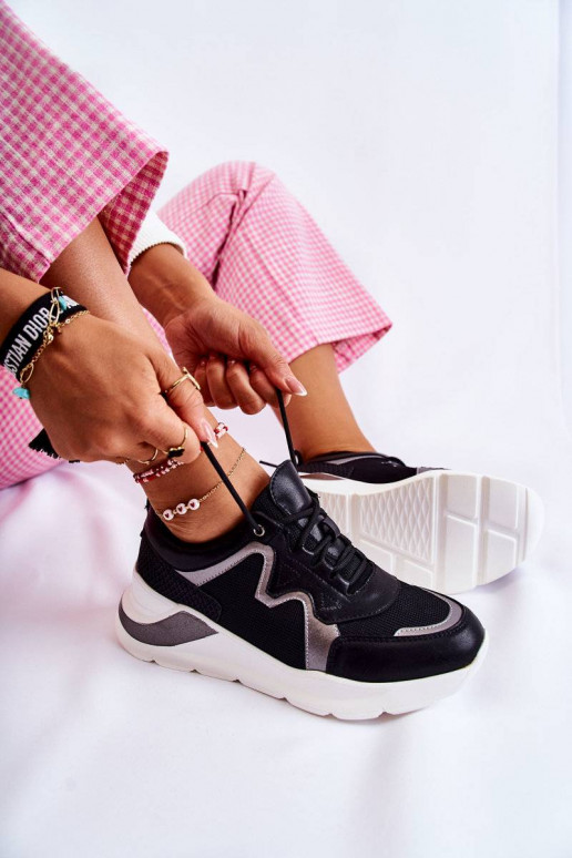 Baskets modèle chaussures couleur noire Allie