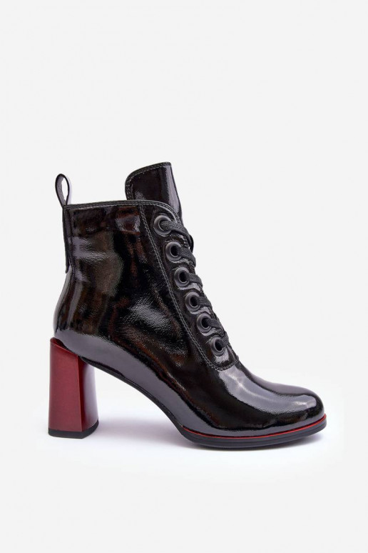 Bottines à lacets et talons effet verni noir S.Barski