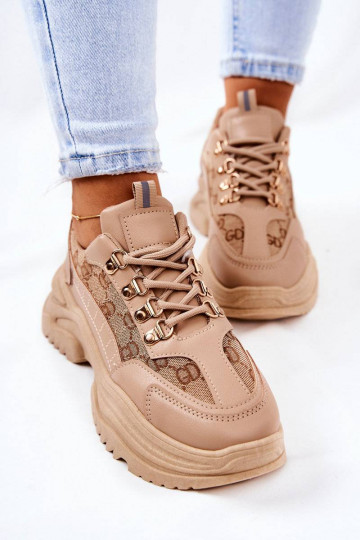 Chaussures de style sport...