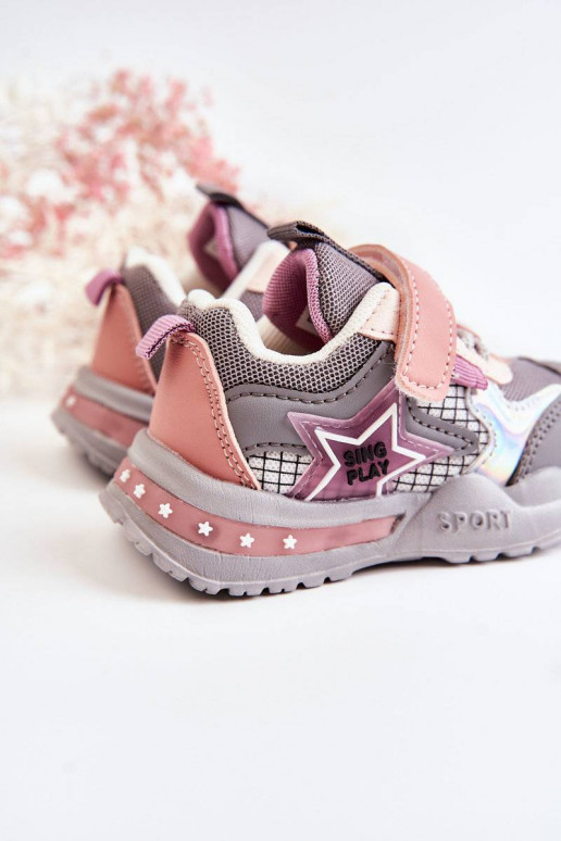 Chaussures de sport légères pour enfants de couleur gris-rose Mobby