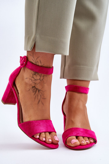 Sandales à talons en daim...