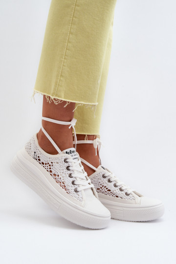 Chaussures de loisirs avec motifs en dentelle de couleur blanche Lee Cooper