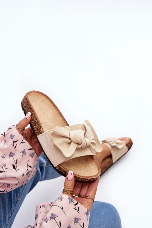 Chaussons femme avec ruban beige...