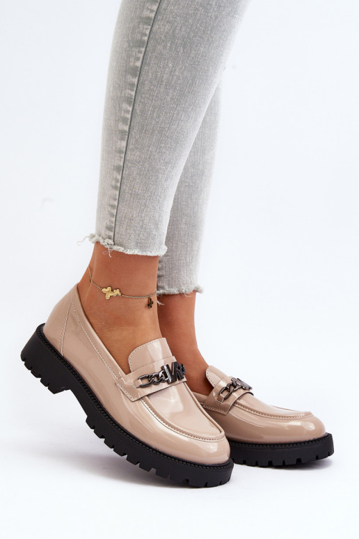 Mocassins effet laqué à talons larges beige Ezoma