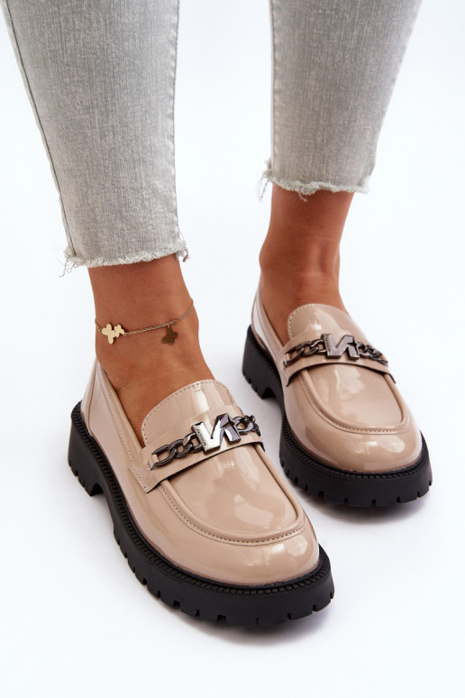 Mocassins effet laqué à talons larges... Mocassins effet laqué à talons larges...