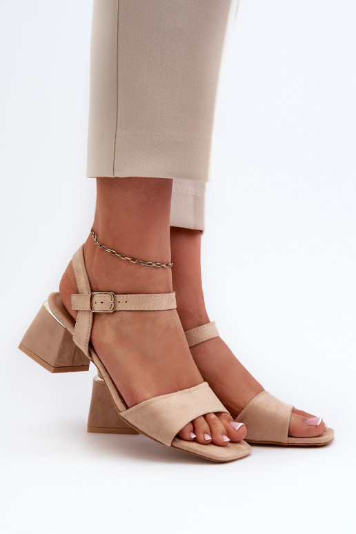 Sandales pour femmes en daim beige