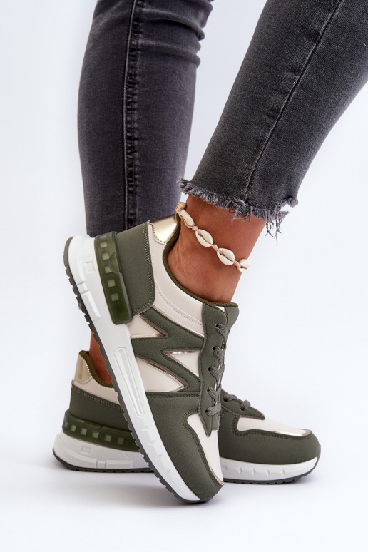 Baskets modèle chaussures couleur verte Kaimans