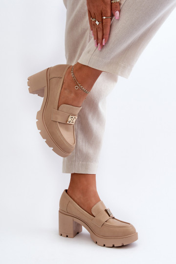 Chaussures à talon large... 2