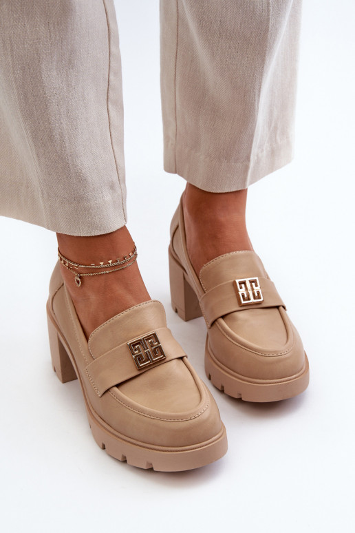 Chaussures à talon large avec...