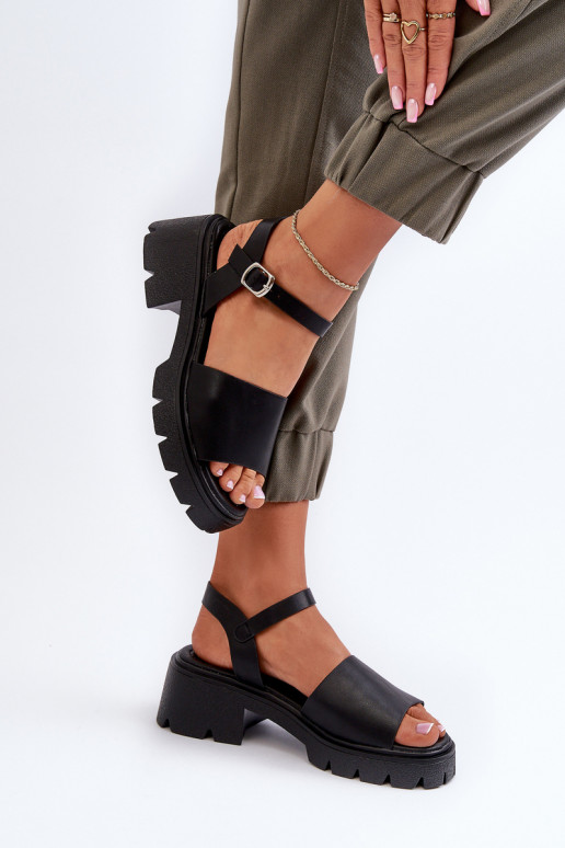 Sandales à talon large pour femmes de couleur noire Dottiassa