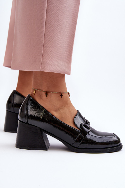 Chaussures laquées à talons de... Chaussures laquées à talons de...