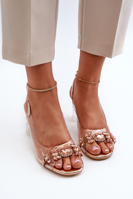 Sandales à talons au style élégant avec de beaux détails en or rose D&A