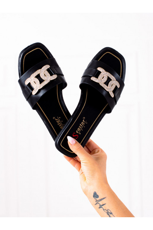 Pantoufles de style élégant Pantoufles de style élégant