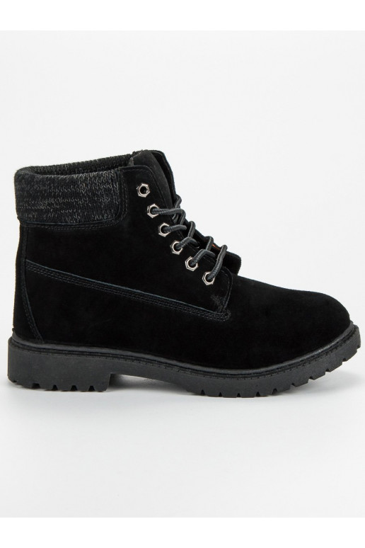 Bottes noires Bottes noires