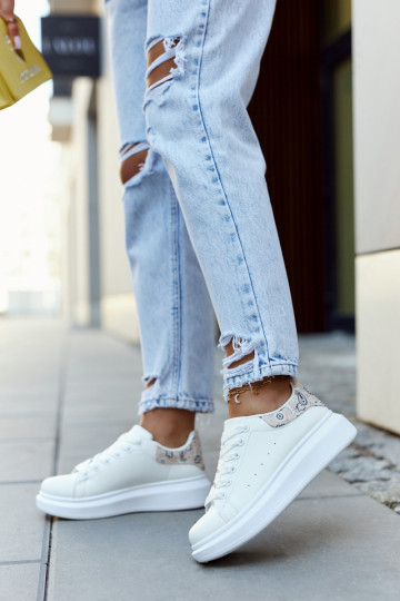 Chaussures de style sport...