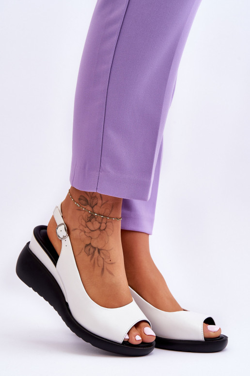 Sandales blanches de Sergio Leone... Sandales blanches de Sergio Leone...