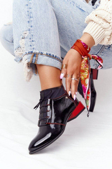 Bottes Noir et rouge 2