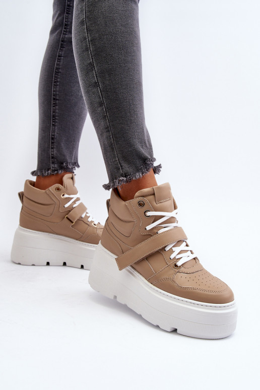 Chaussures modèle Zazoo Sneakers de couleur beige