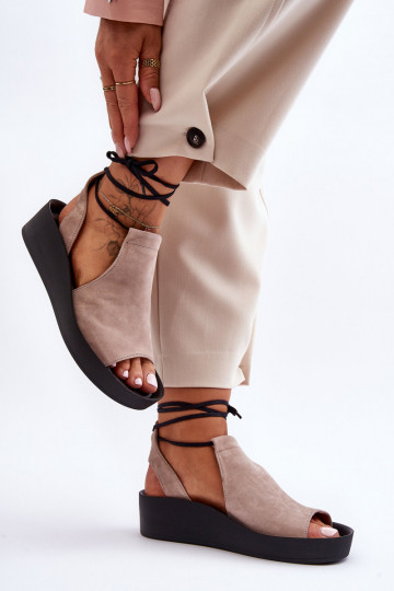 Sandales à plateforme en daim beige Zazoo 2