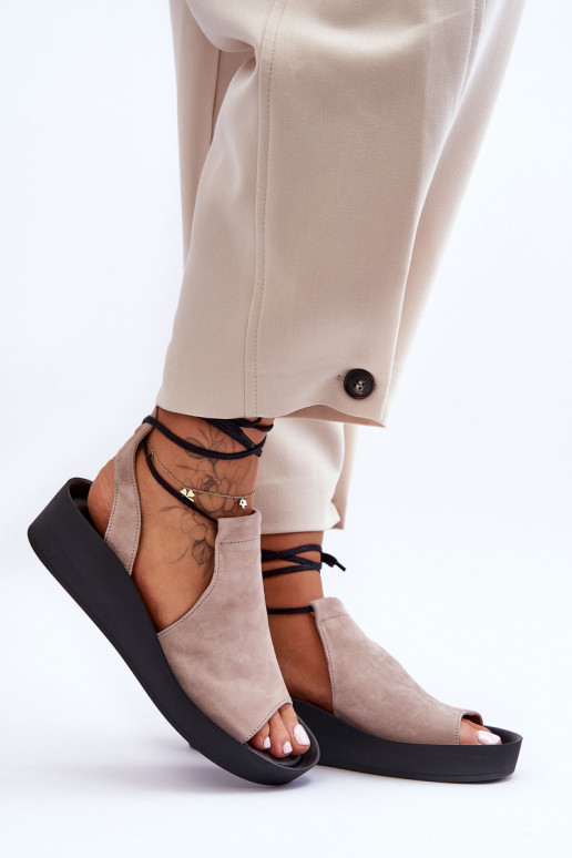 Sandales à plateforme en daim beige Zazoo