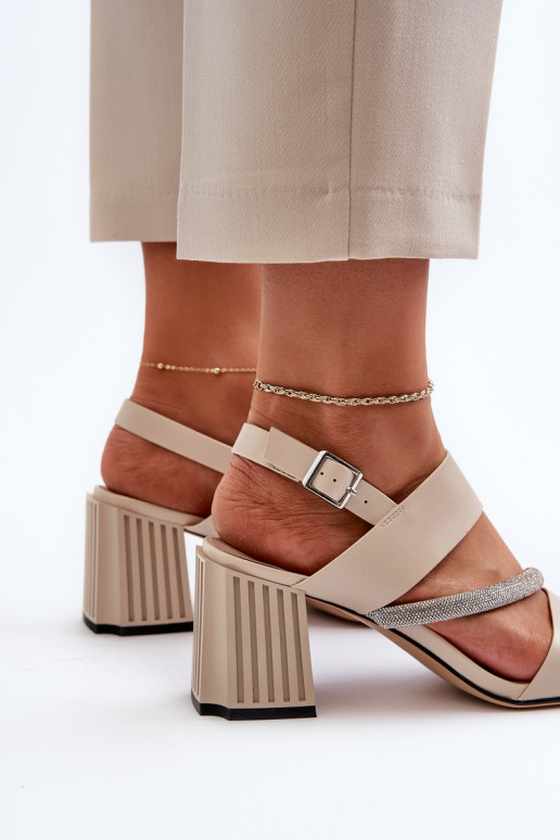 Sandales élégantes à talons de couleur beige D&A MR38-549
