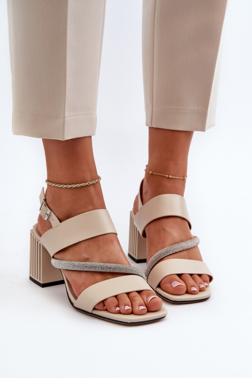 Sandales élégantes à talons de couleur beige D&A MR38-549