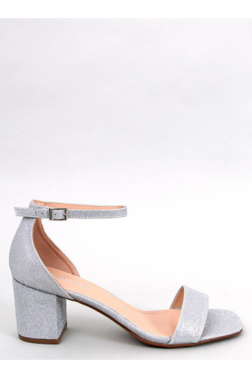 Chaussures brillantes de couleur grise 2