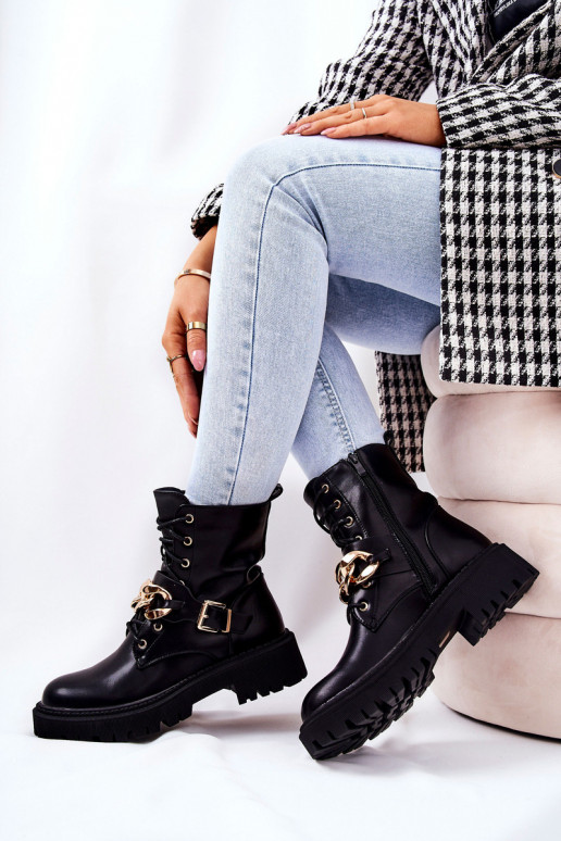 Chaussures pour femmes avec chaîne en noir