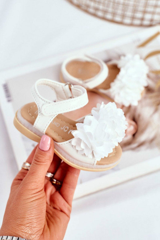 Sandales pour enfants avec des fleurs... Sandales pour enfants avec des fleurs...
