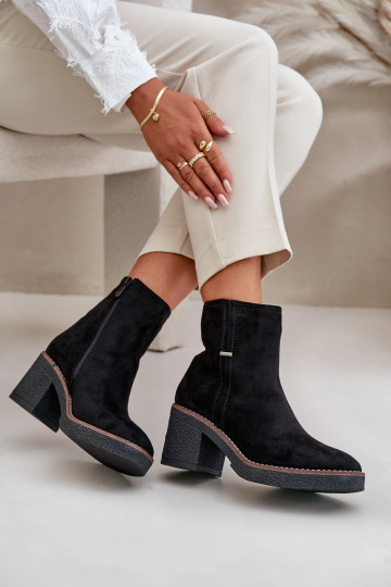 Bottes avec chauffage à l intérieur en daim écologiqueoÀe couleur noire Arkesia