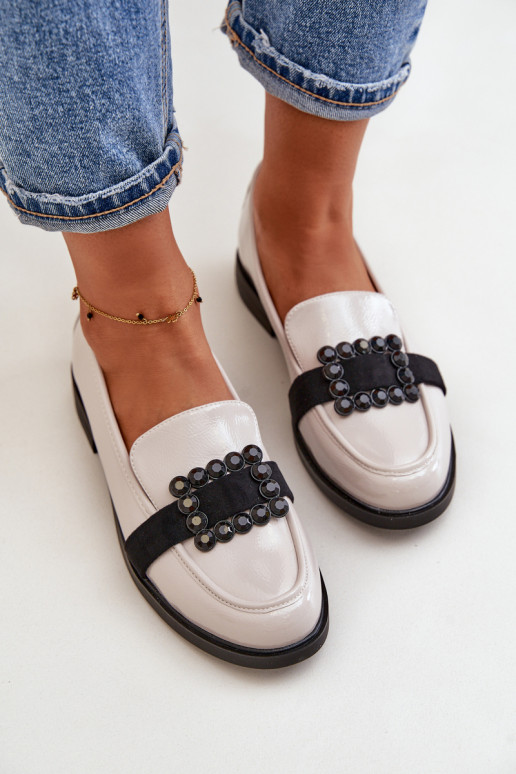 Mocassins laqués Féminin avec des ornements couleur grise Vinceza 58389