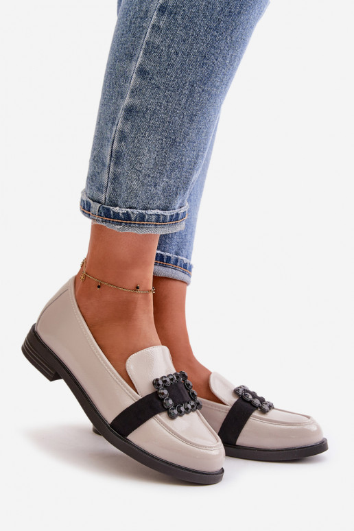 Mocassins laqués Féminin avec des ornements couleur grise Vinceza 58389