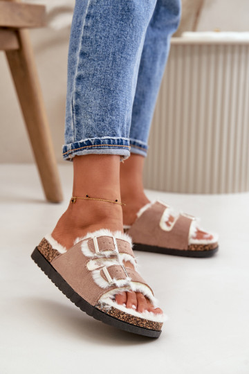 Féminin Chaussons Chaussons avec boucles et un manteau de fourrure beige Ezilena 2