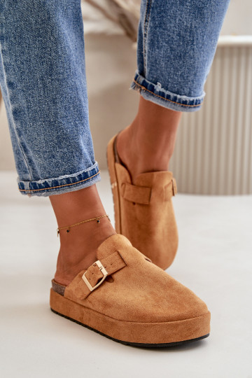 Féminin Chaussons Sabots avec une plateforme avec boucles dorées marron Terilaina 2