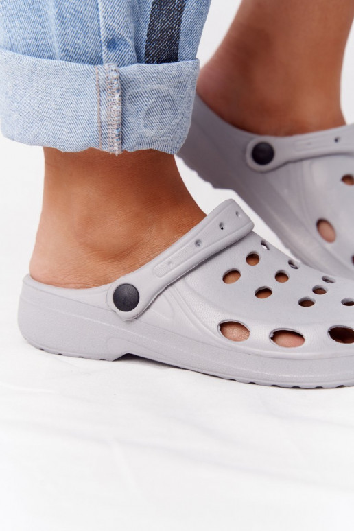Chaussons couleur gris EVA