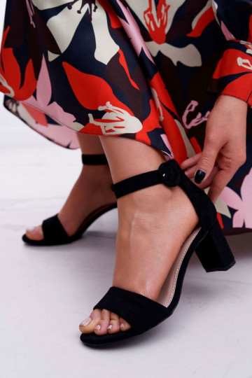 Sandales à talons hauts en daim pour femmes de couleur noire Lexi
