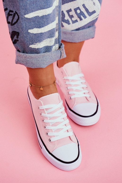 Chaussures décontractées modèle classique de couleur rose Chaussures décontractées modèle classique de couleur rose