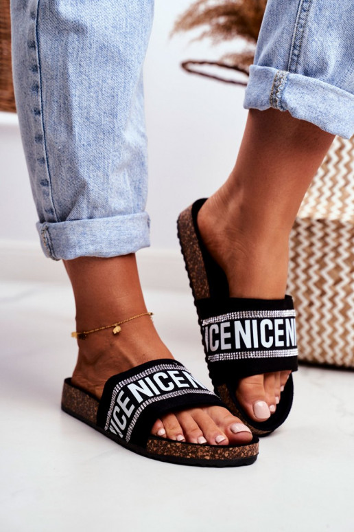 Chaussons aux yeux pétillants de couleur noire Be Nice