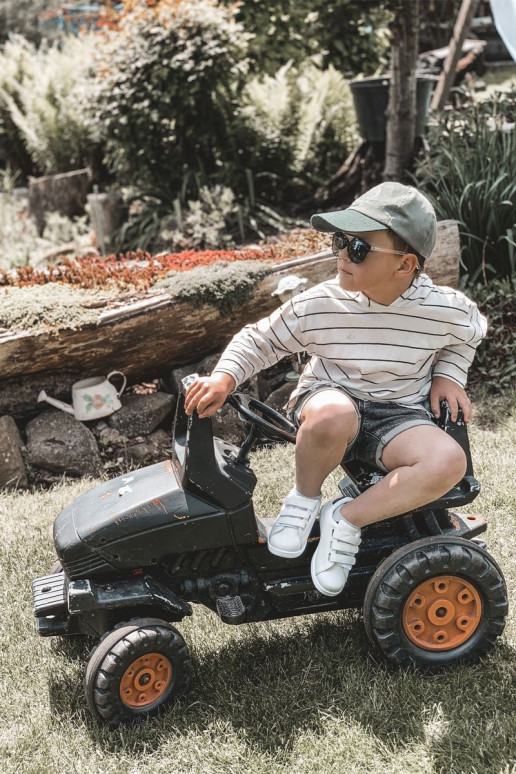 Baskets enfant à fermetures adhésives Couleur blanc-noir California