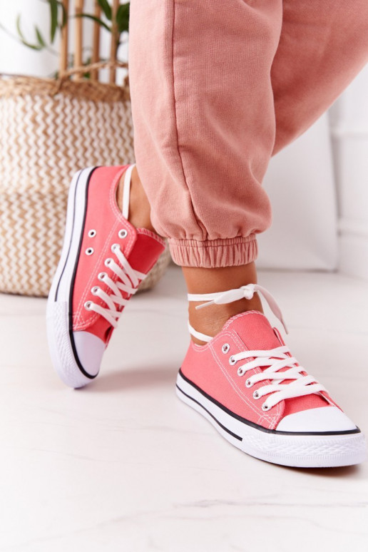 Chaussures décontractées modèle classique de couleur corail Chaussures décontractées modèle classique de couleur corail